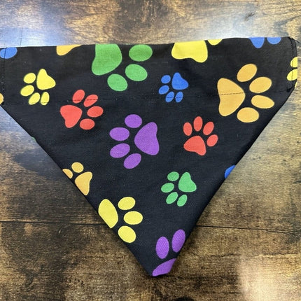Dogtraining101 Coloured Paws Bandana