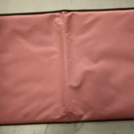Dogtraining101 Small 60cm x 45cm Crate Mat Burgandy