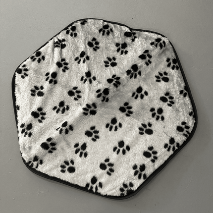 Dogtraining101 Size 5 Grey with Black Paw Hex - Training Mat (Special Buy)